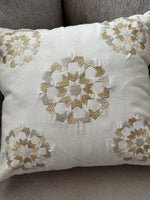 Moroccan zillija pillow - View 2