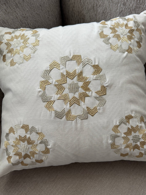 Moroccan zillija pillow