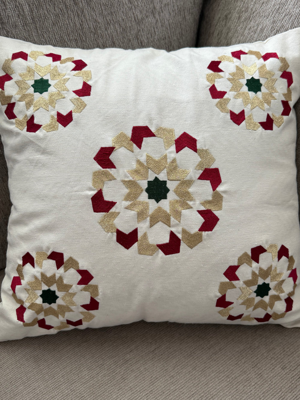 Moroccan zillija pillow - Moroccan Craft