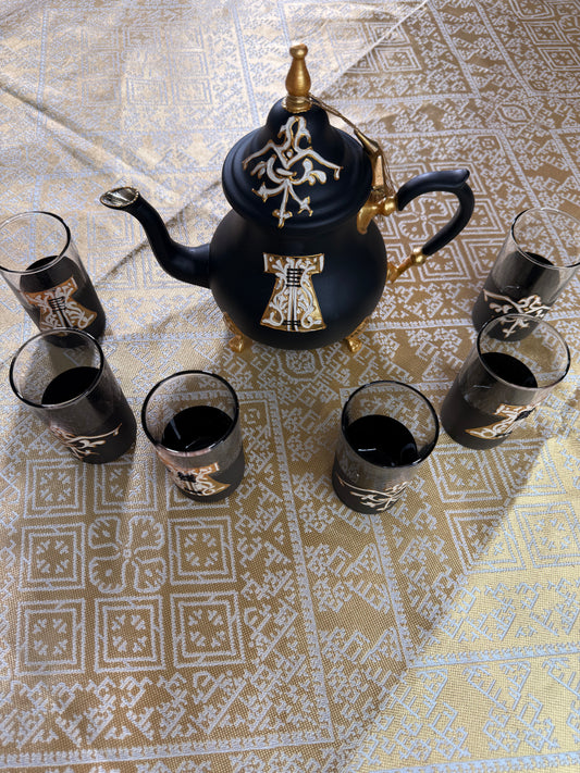 Tea cups (6) and Tea kettle